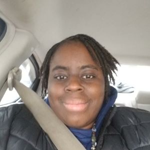 Meet your Posher, Shadeeka